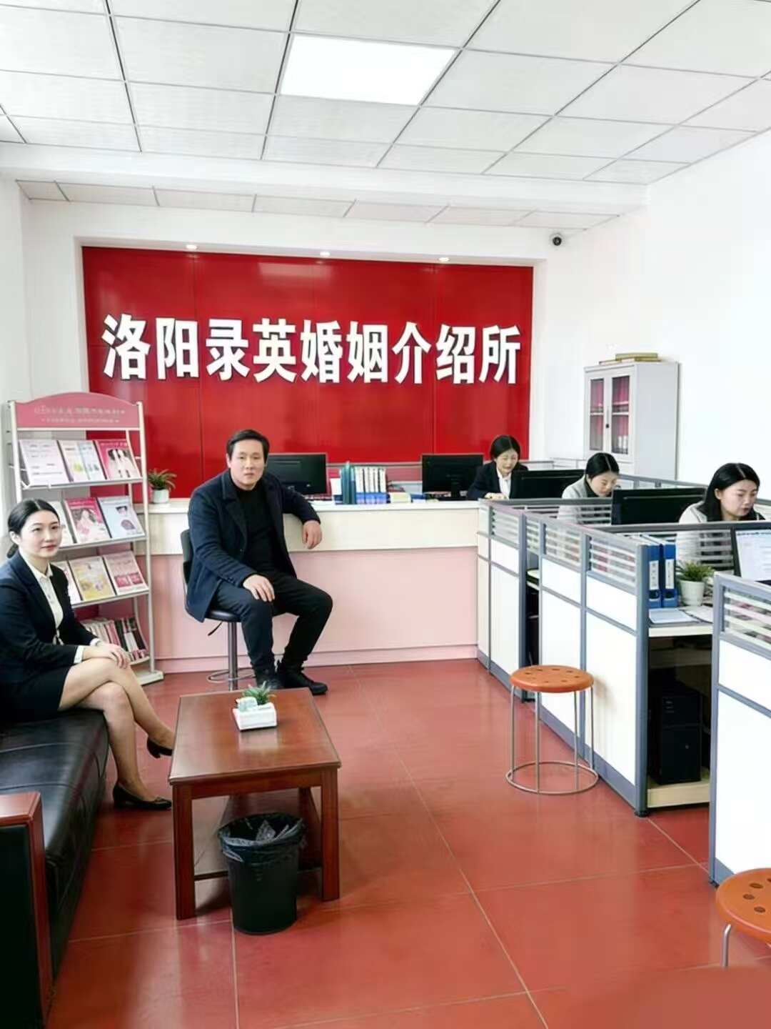 55c920dac9ca8c4af06b77b751414ec7.jpg